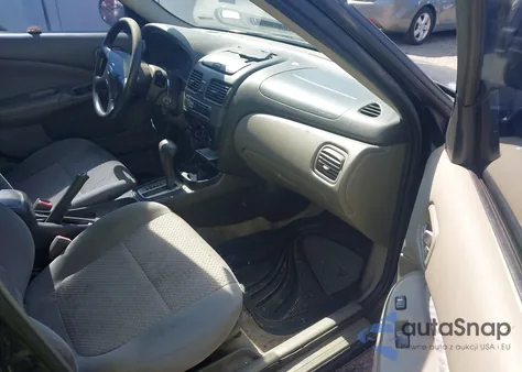 2005 Nissan Sentra 1.8S z USA, uszkodzony, nr VIN 3N1CB51DX5L489543